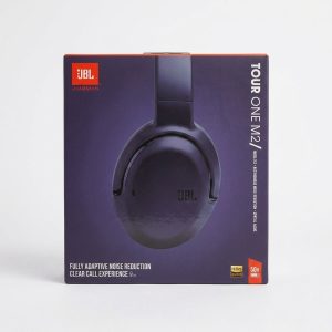 Casque sans fil JBL Tour One M2 noir sous plusieurs angles