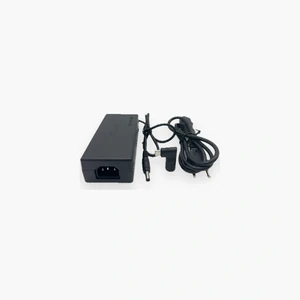 Chargeur 12 24 8 UNIVERSEL-NOTEBOOK Maroc